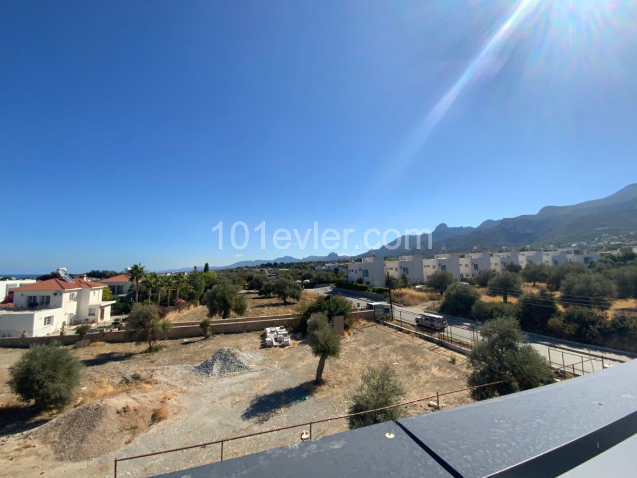 Doppelvilla Mit Meer - Und Bergblick Zum Verkauf In Kyrenia Ozanköy ** 