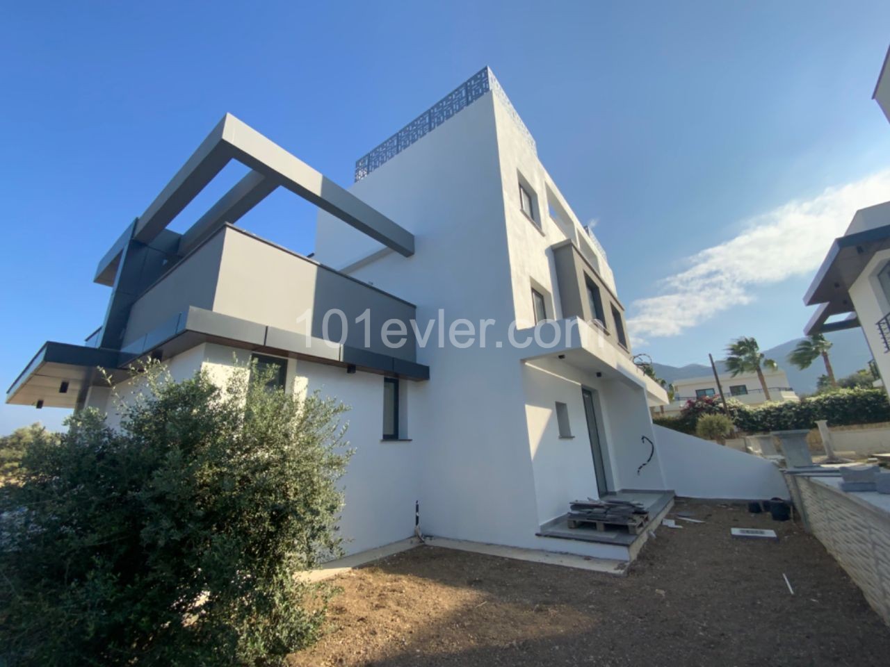 Sea and Mountain View Twin Villa for Sale in Ozanköy, Kyrenia ** 