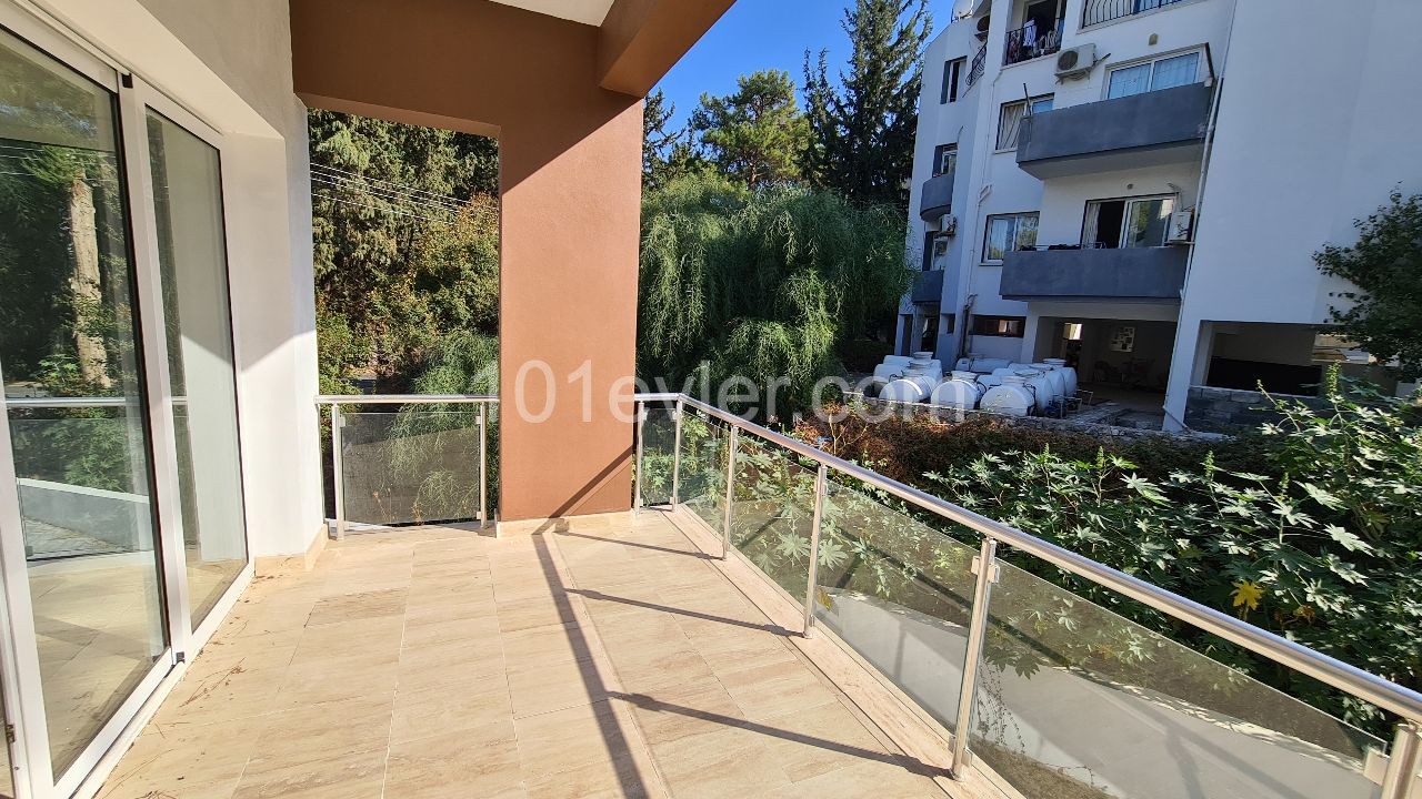 Villa zum Verkauf in Zypern Kyrenia Olivenhain ** 