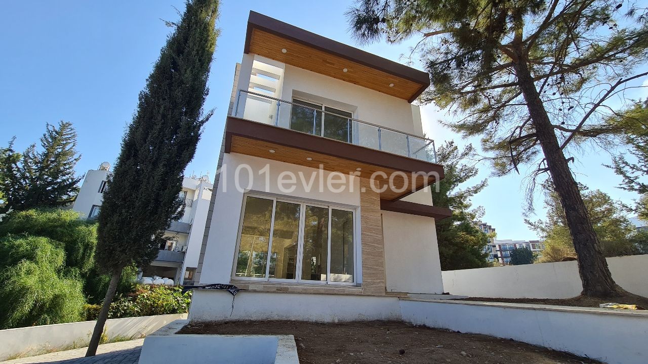 Kıbrıs Girne Zeytinlik de Satılık Villa