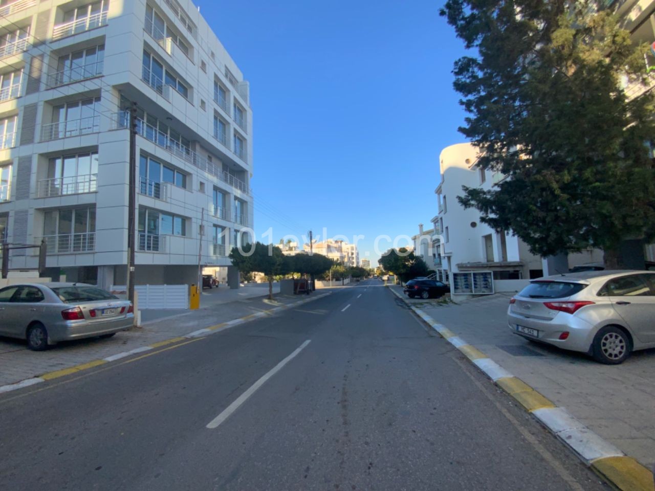 Cyprus Kyrenia Center 1+1 Flat For Sale ** 