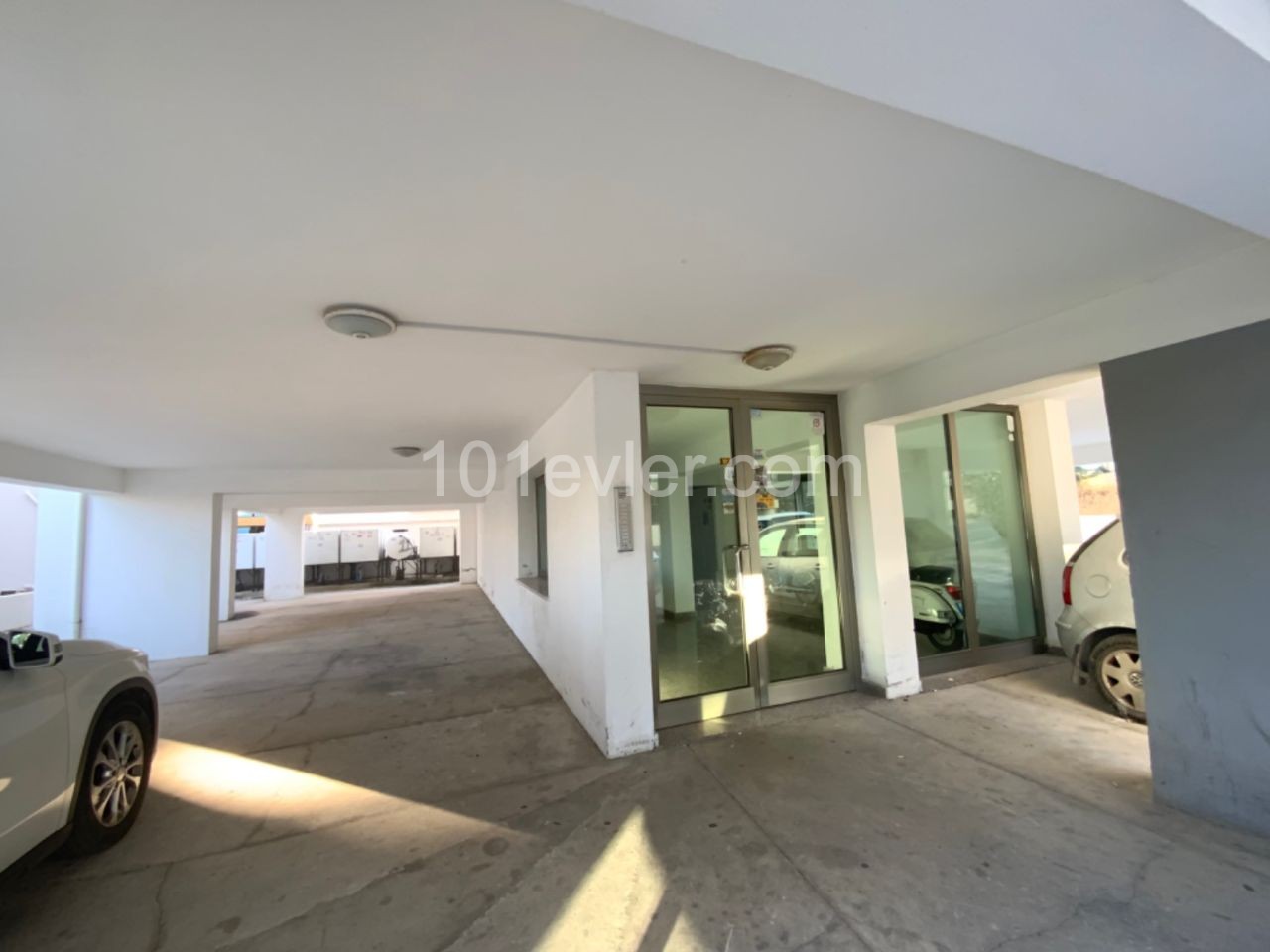 Cyprus Kyrenia Center 1+1 Flat For Sale ** 