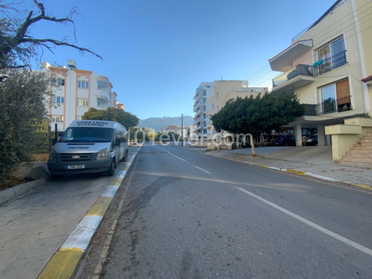 Cyprus Kyrenia Center 1+1 Flat For Sale ** 