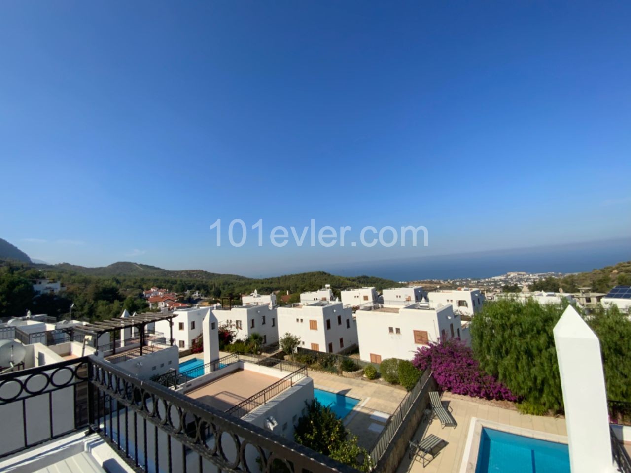 Кипр Кирения Карми 3 + 1 двухуровневая вилла с видом на море в аренду с бассейном ** 