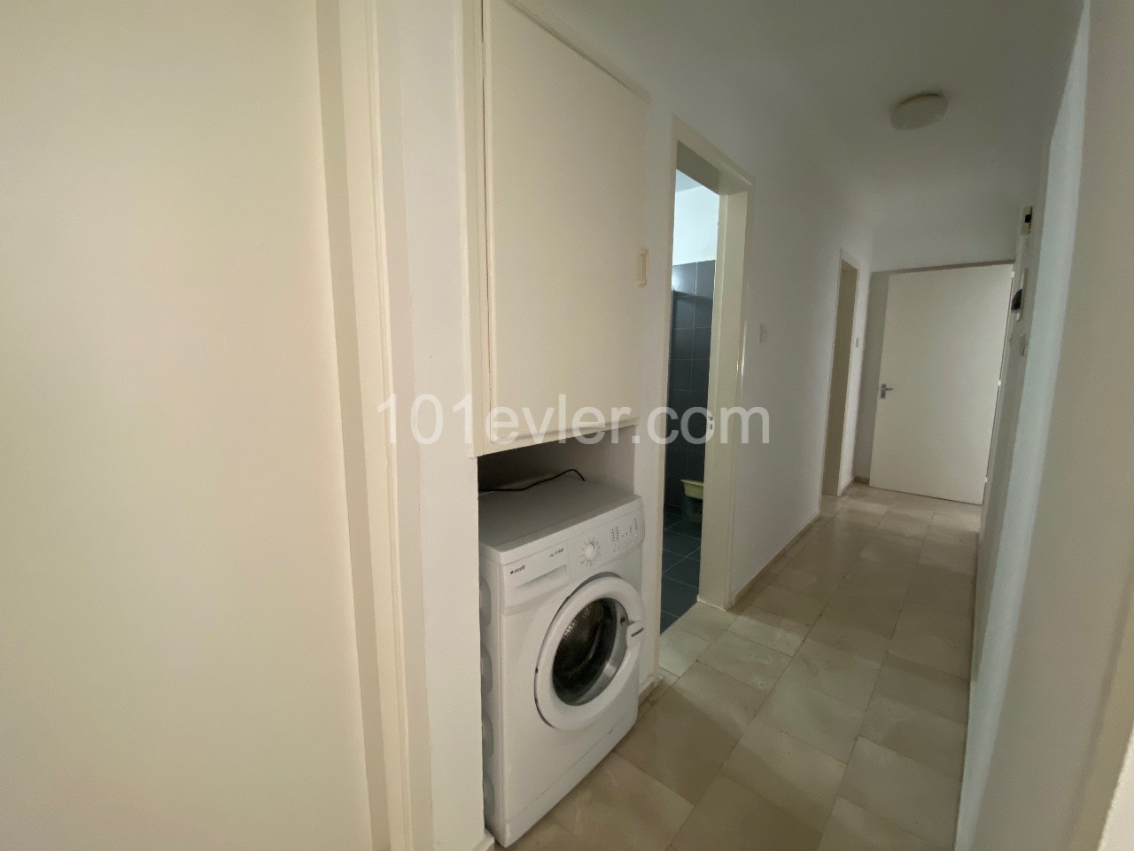 2+1 Flat for Sale in Girne Center ** 