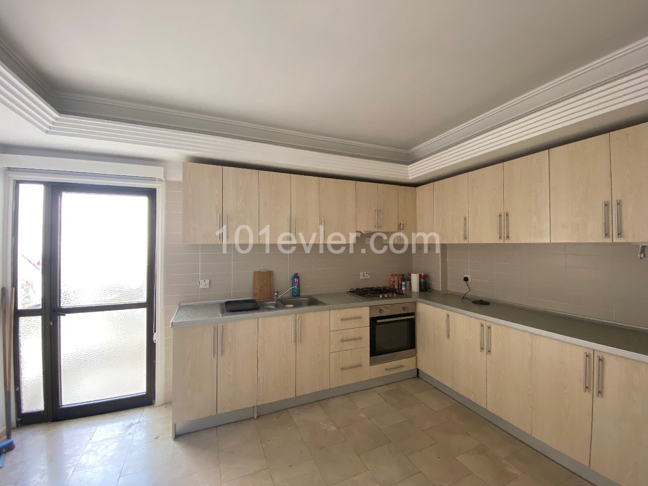 2+1 Flat for Sale in Girne Center ** 