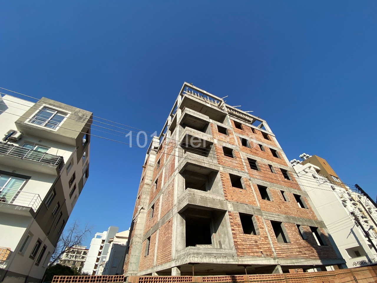 2+1 Flats for Sale in Girne Merkez Turkish Quarter ** 