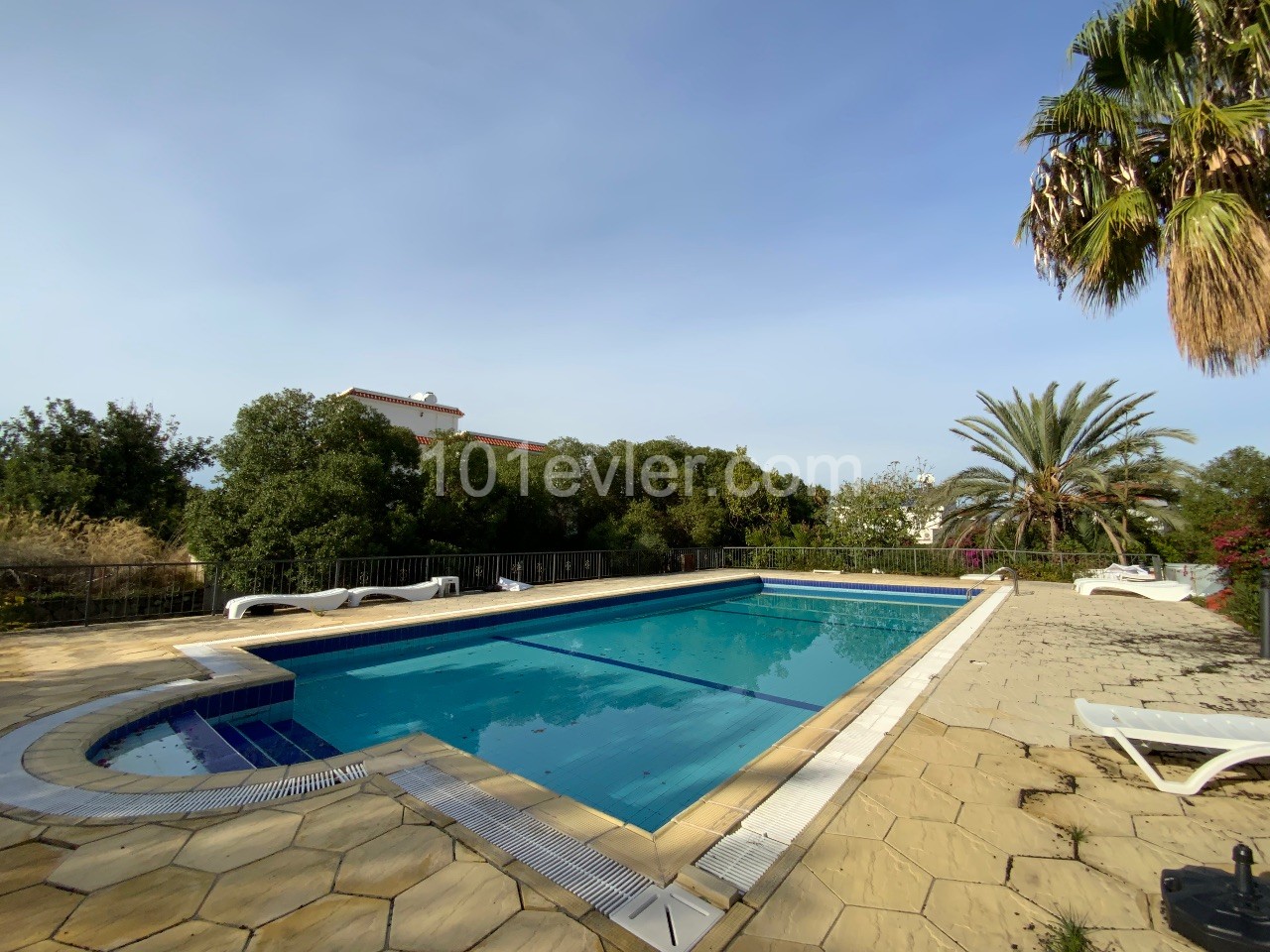 Villa To Rent in Bellapais, Kyrenia