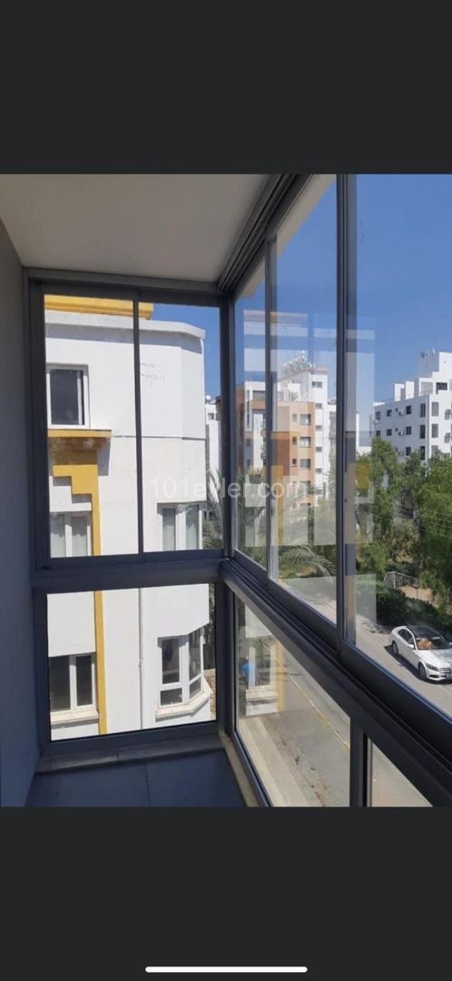 3+1 квартира в турецком Початке для продажи в центре Кирении на Кипре ** 
