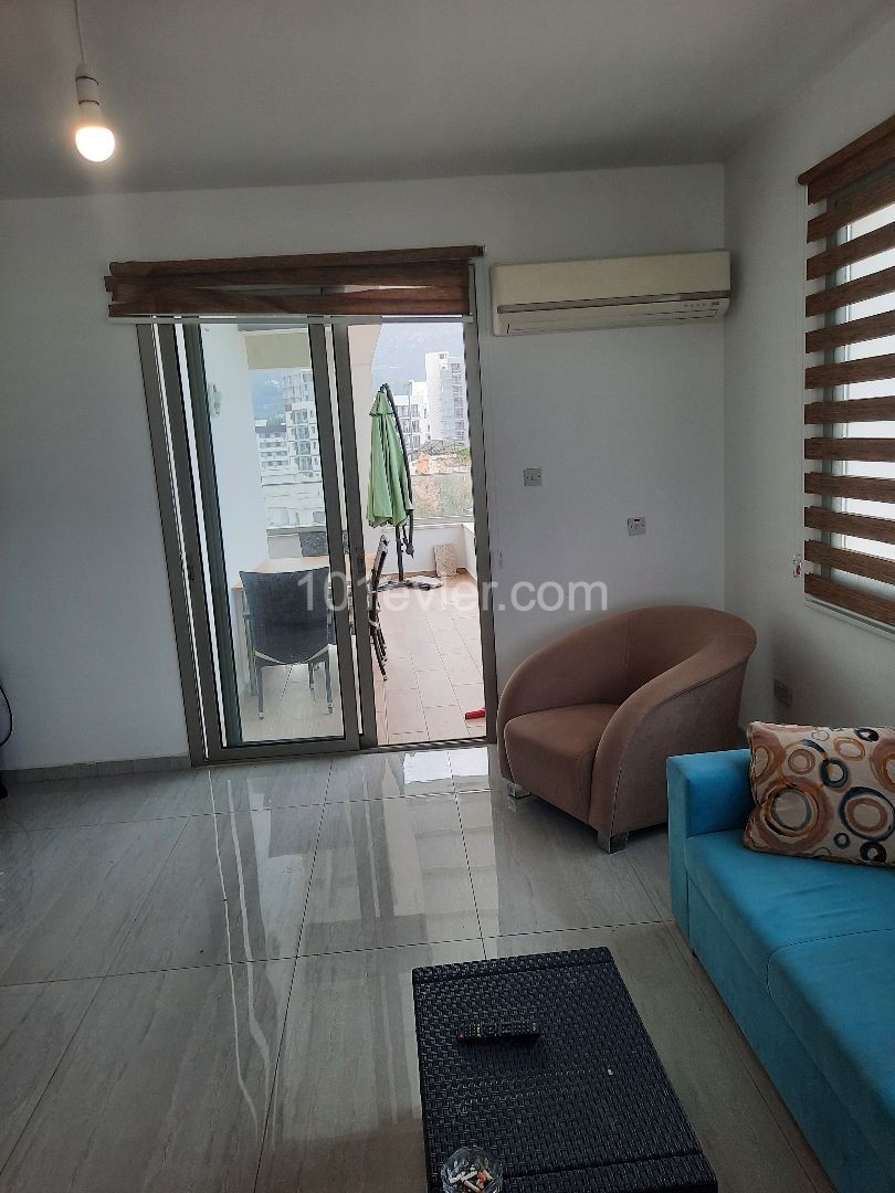 Girne Merkez Kiralik Penthouse