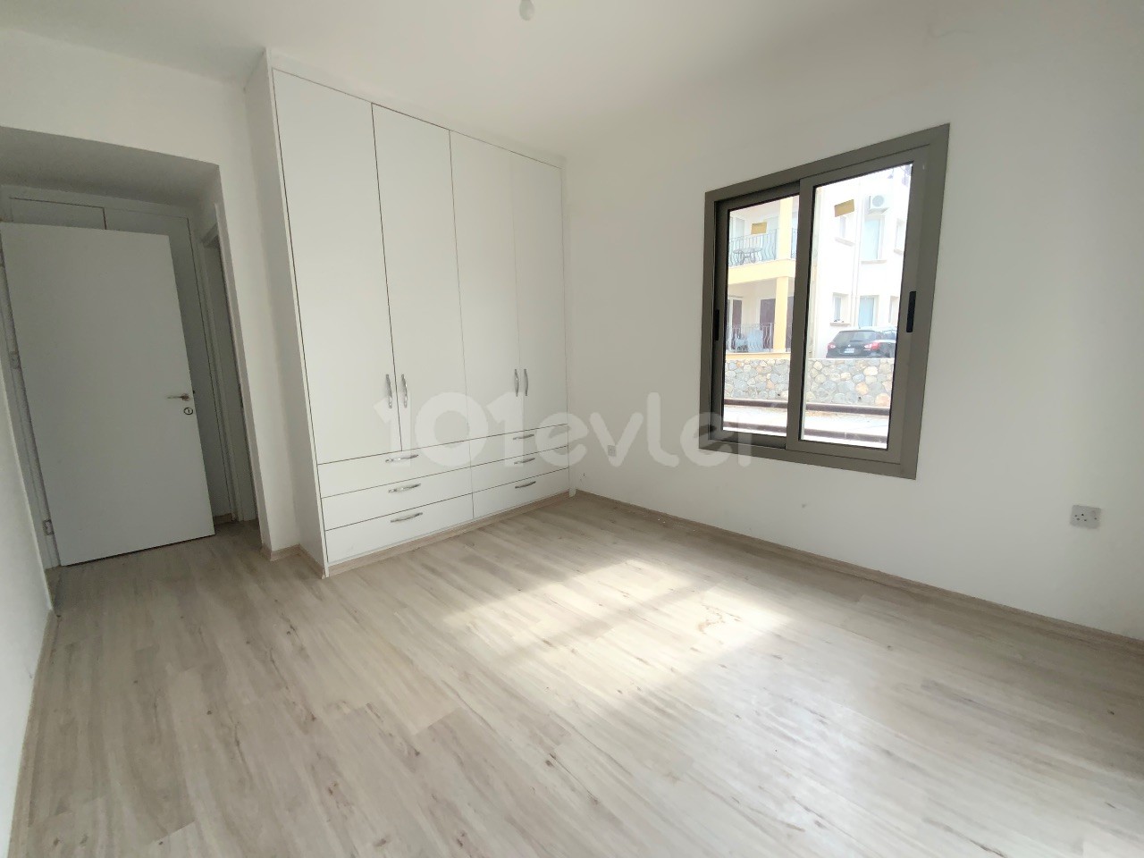 Cyprus Kyrenia Ozanköy 2+1 Flat For Sale ** 