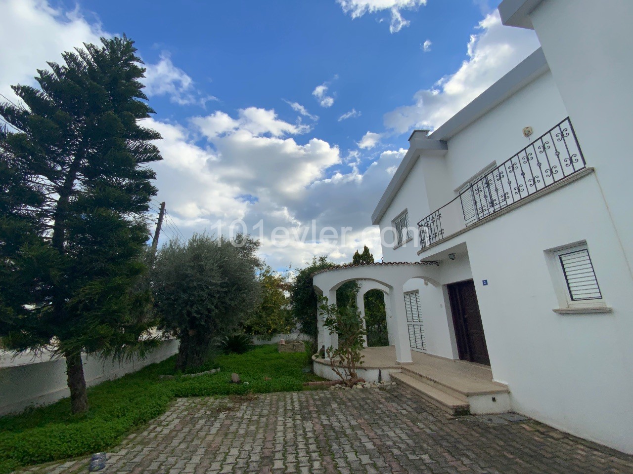 Villa To Rent in Karakum, Kyrenia
