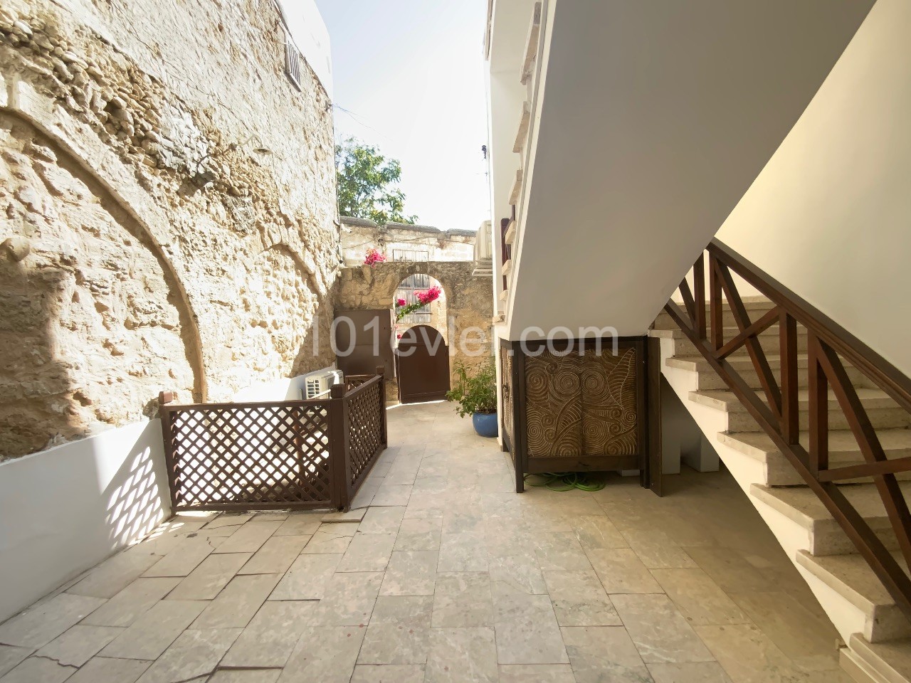 Kyrenia Center Luxury Fully Furnished Daily Weekly Monthly Rental ** 