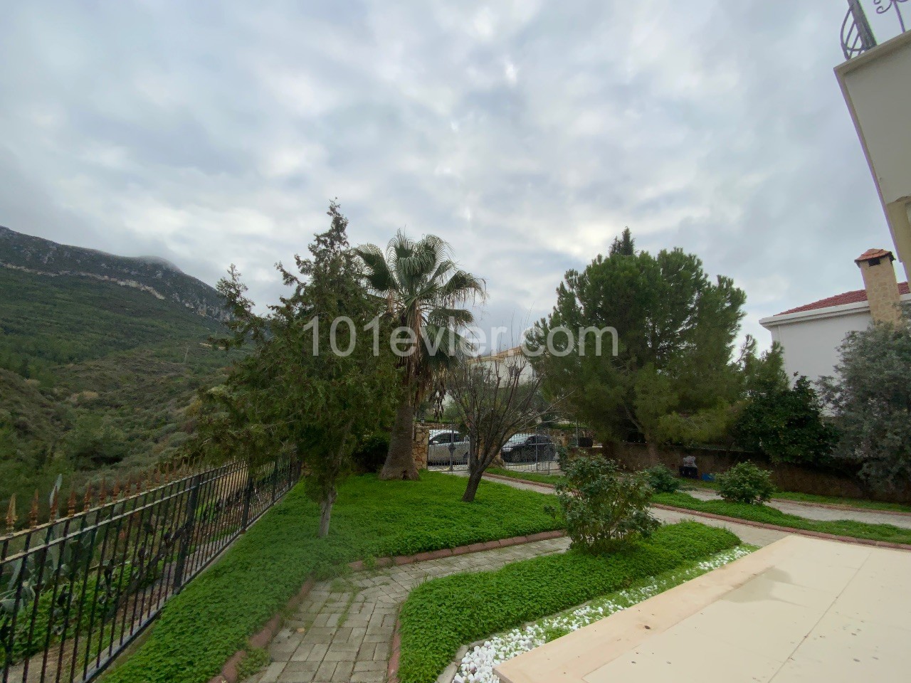 Kyrenia Center Daily Rental Ultra Lux Villa ** 