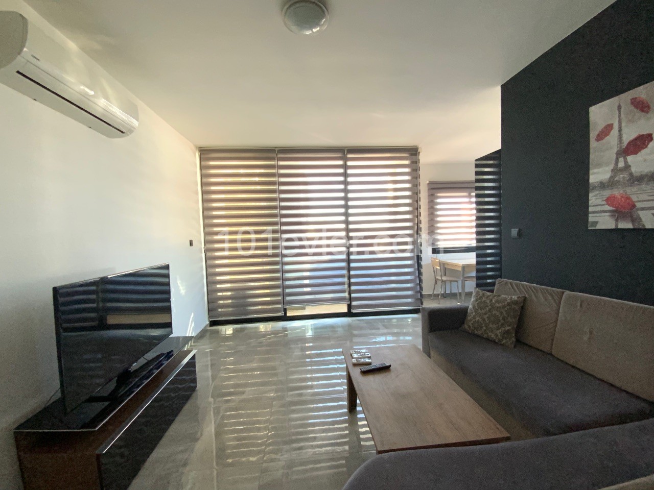 Cyprus Kyrenia Center 2+1 Flat For Rent ** 