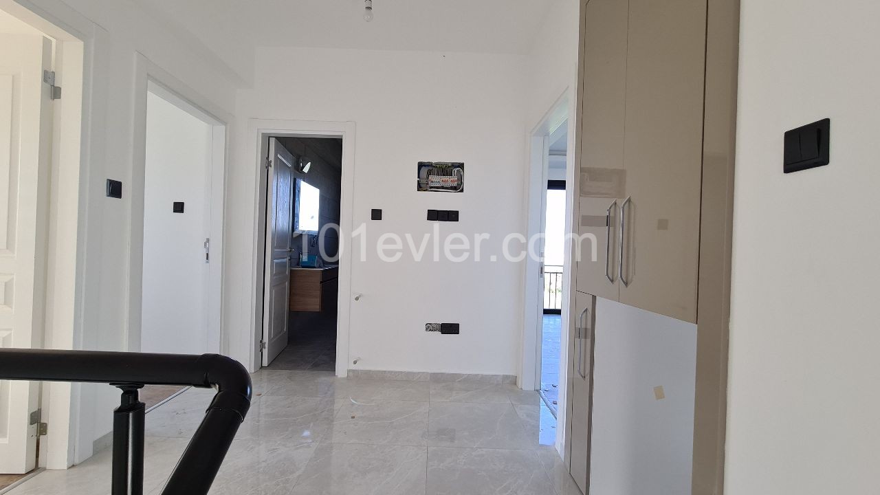 Moderne Villa zum Verkauf in Zypern Kyrenia Chatalköy ** 