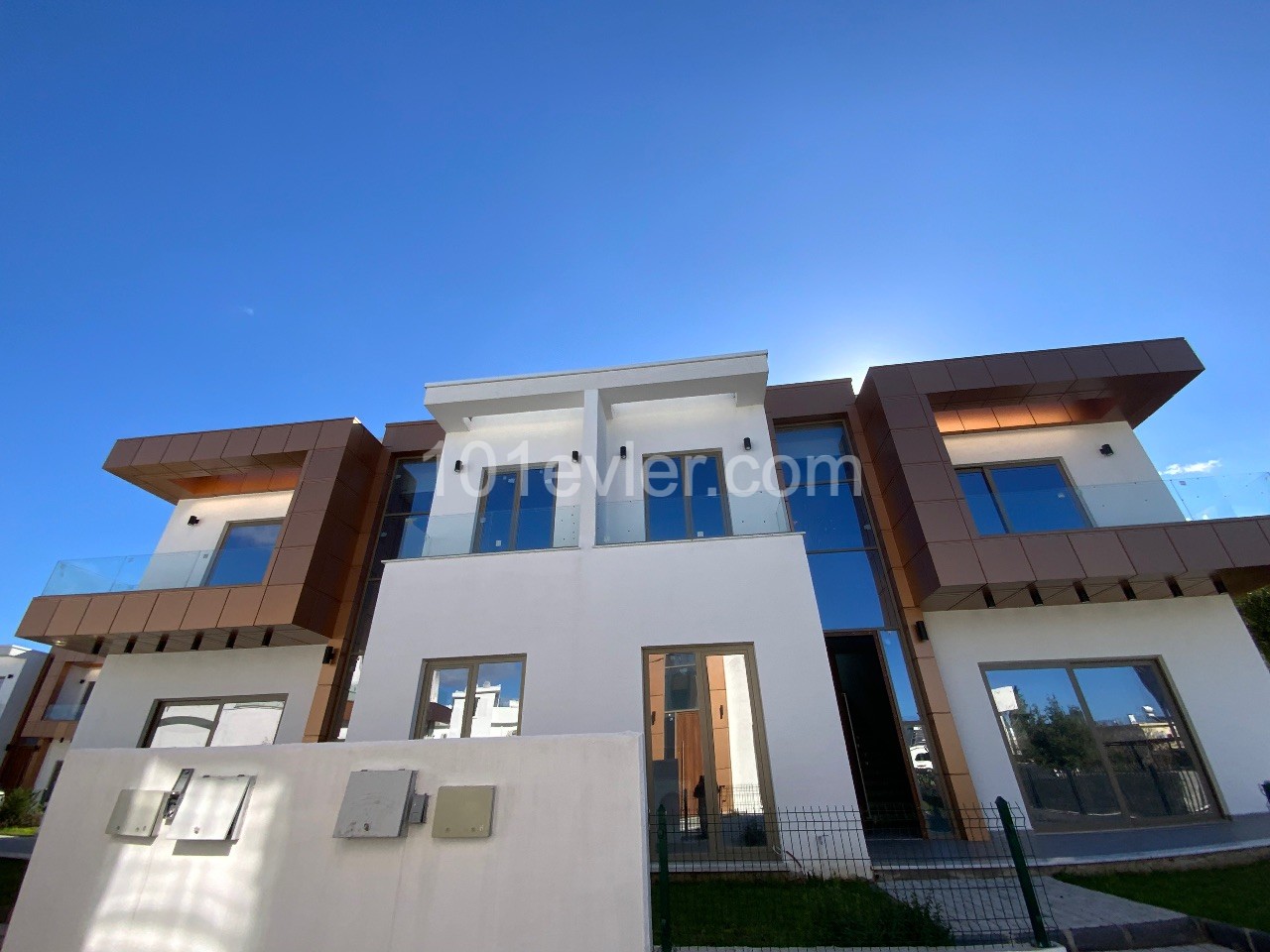 Kıbrıs Girne Ozanköy UltraLüx Satılık İkiz Villa