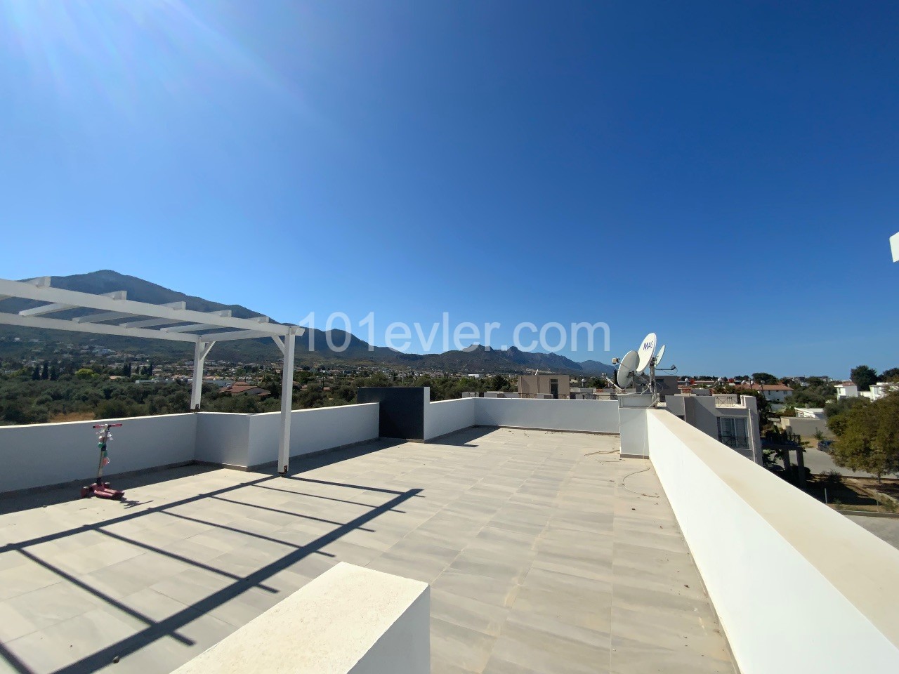 Cyprus Kyrenia Ozanköy 2+1 Penthouse For Rent ** 