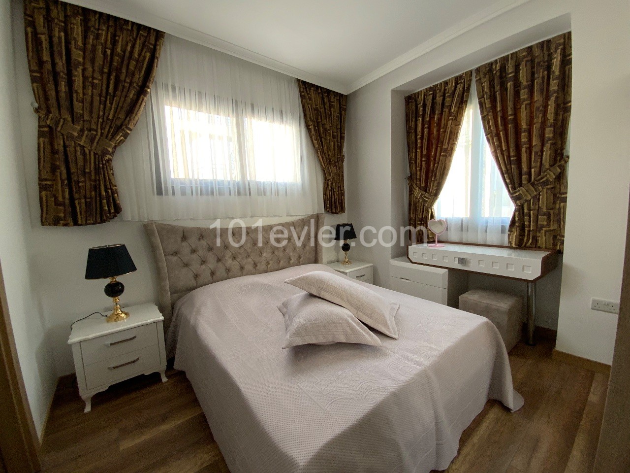 Kıbrıs Girne Ozanköy Kiralık 2+1 Penthouse 