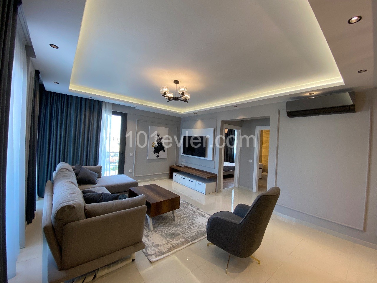 2+1 FULLY FURNISHED LUXURIOUS FLAT FOR RENT IN KYRENIA CENTER ** 