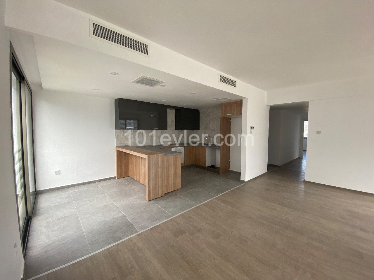 3 + 1 penthouse im Zentrum von Kyrenia zu verkaufen ** 