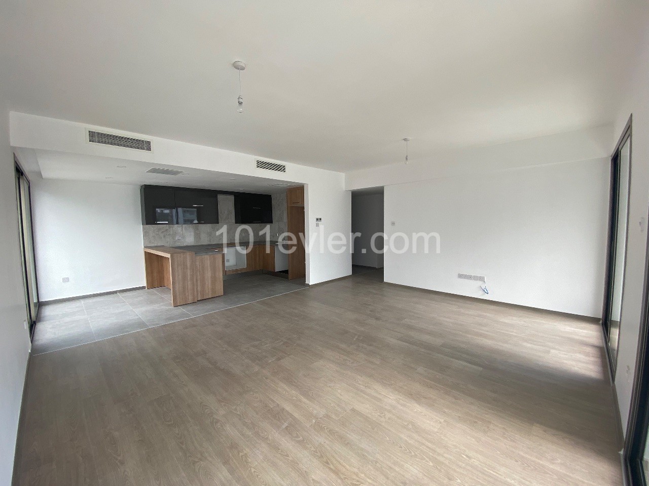 3 + 1 penthouse im Zentrum von Kyrenia zu verkaufen ** 