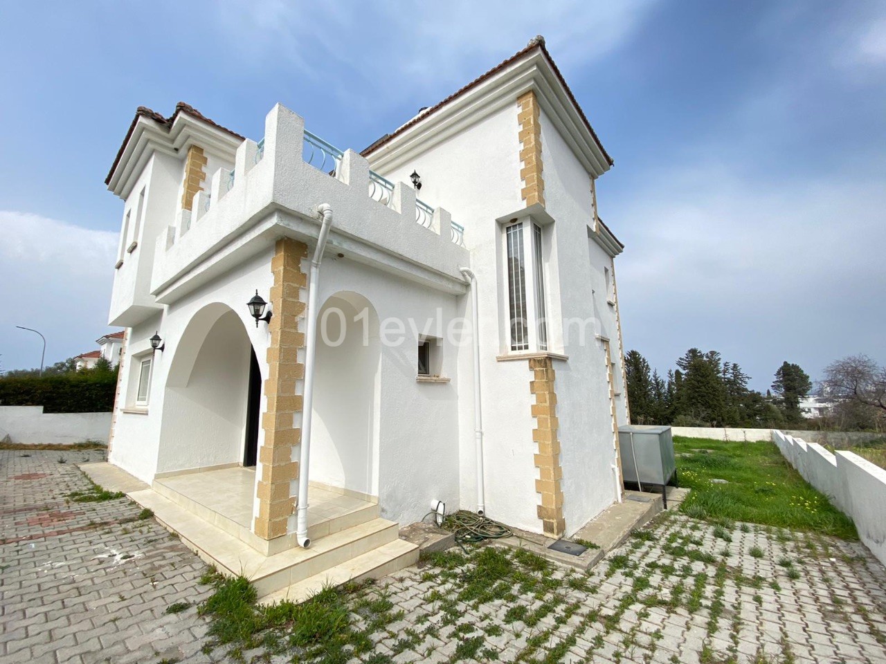 3 Bedroom Detached Villa With Spacious Garden For Sale In Ozanköy Bellapais Area Of Cyprus Kyrenia ** 