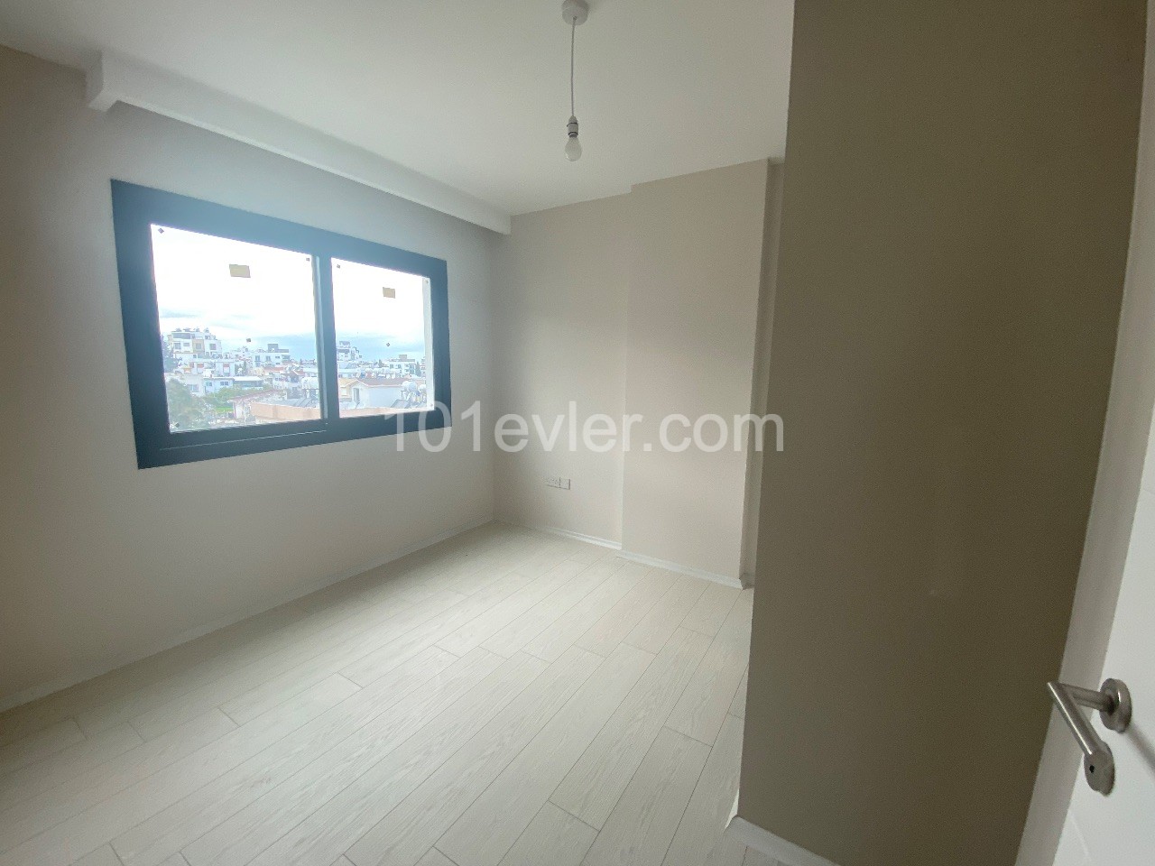 2+1 FLAT FOR SALE IN CYPRUS GIRNE CENTER ** 