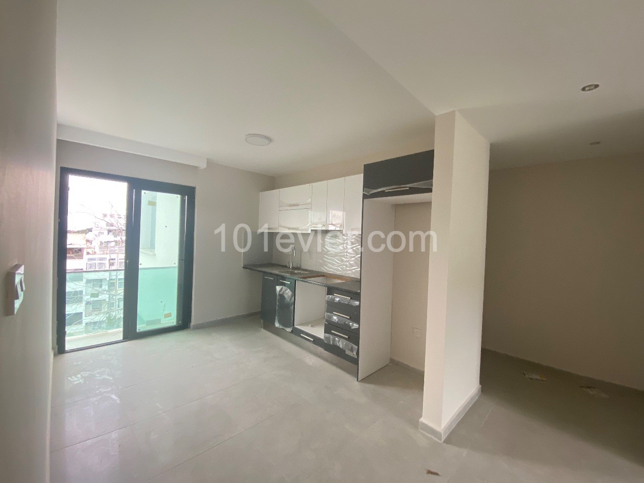 2+1 FLAT FOR SALE IN CYPRUS GIRNE CENTER ** 