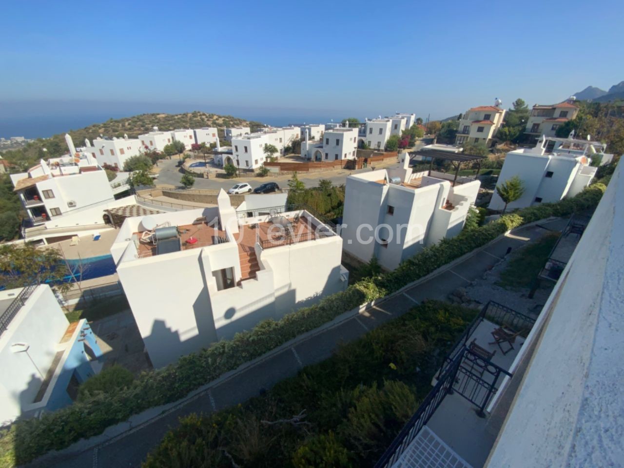 VILLA MIT HERRLICHEM BLICK IN KYRENIA DE KARMI ** 