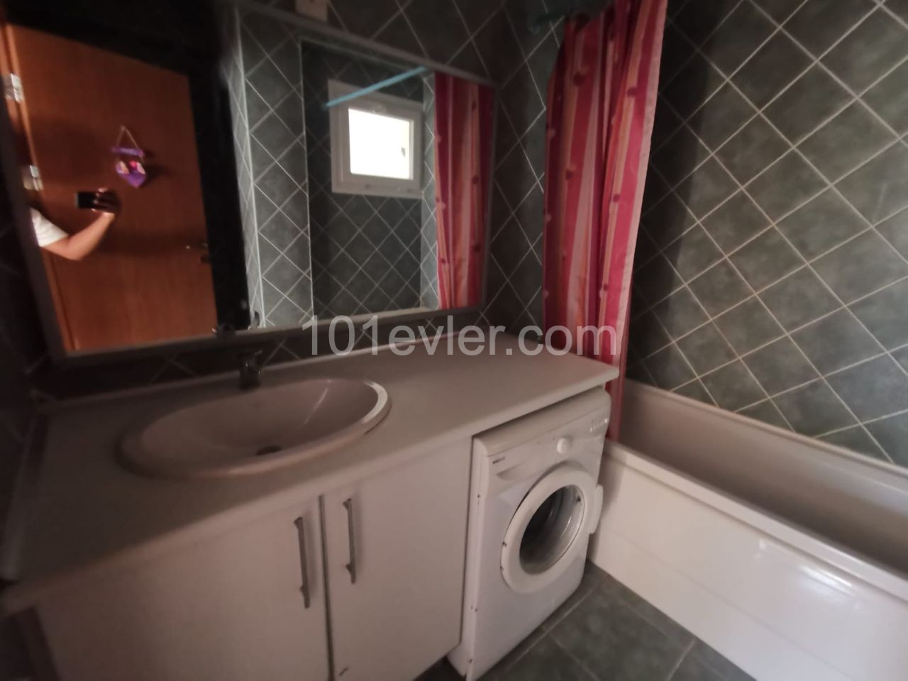 Türkische KOCANLI 1+1 Wohnung zum Verkauf in Zypern Kyrenia Zentrum ** 