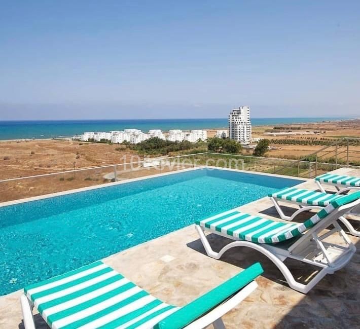 STUNNING SEA VIEW FLAT FOR SALE IN AFRODIT BEACH SITE ** 