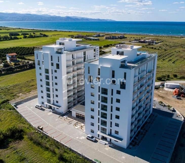 WOHNUNG ZUM VERKAUF MIT SPEKTAKULÄREM MEERBLICK AUF APHRODITE BEACH SITE ** 