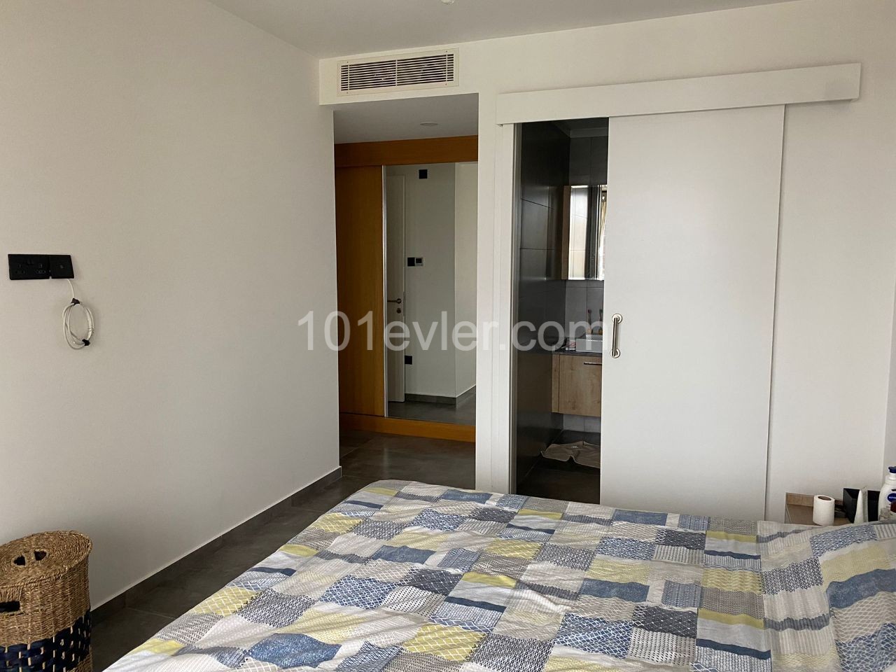 LUXURIOUS 2+1 FLAT FOR RENT WITH FULL CITY VIEW IN CYPRUS KYRENIA CENTER ** 