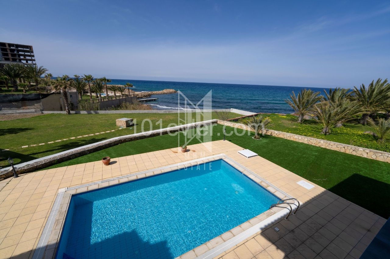 Seafront Villa For Sale in Çatalköy, Kyrenia, Cyprus ** 