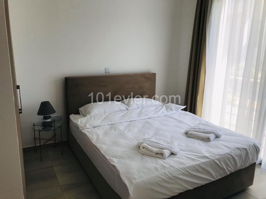 Voll Möblierte 2 + 1 Wohnung Zum Verkauf In Zypern Kyrenia Olivenhain Region Mit Großem Garten Auf Der Website ** 