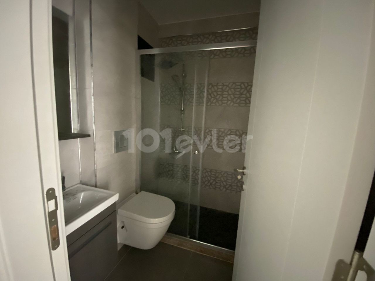 2+1 FULLY FURNISHED FLAT FOR RENT IN KYRENIA CENTER ** 