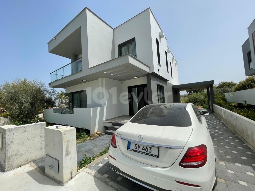 Cyprus Girne Edremit Fully Furnished Ultra Luxury 3+1 Villa for Rent ** 