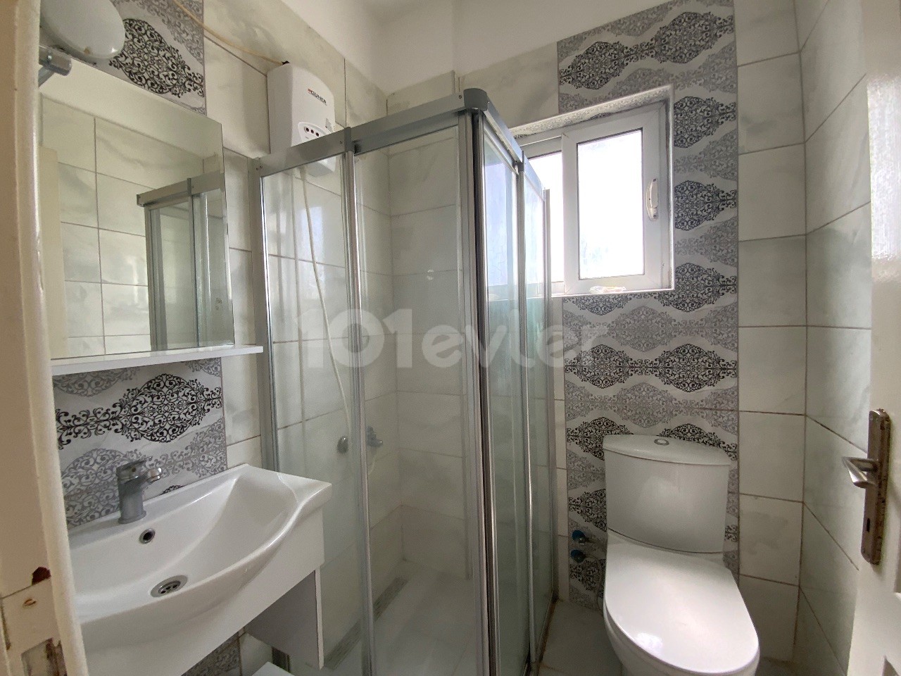 Kıbrıs Girne Merkez Kiralık 2+1 Daire