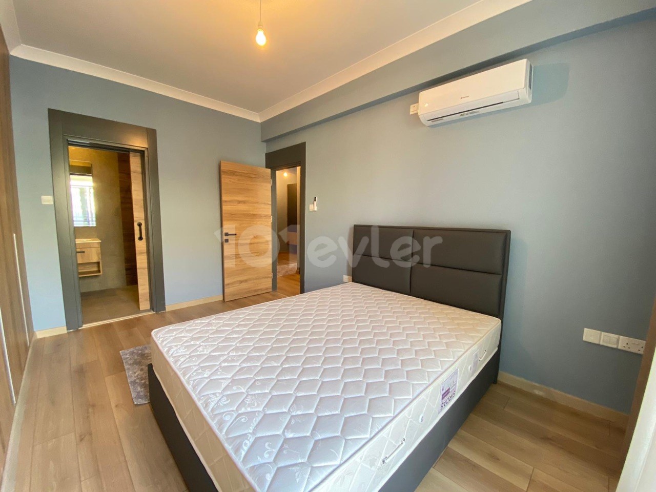 Voll Möbliertes Ultra Luxus 2 + 1 Penthouse Zur Miete In Zypern Kyrenia Central Site ** 