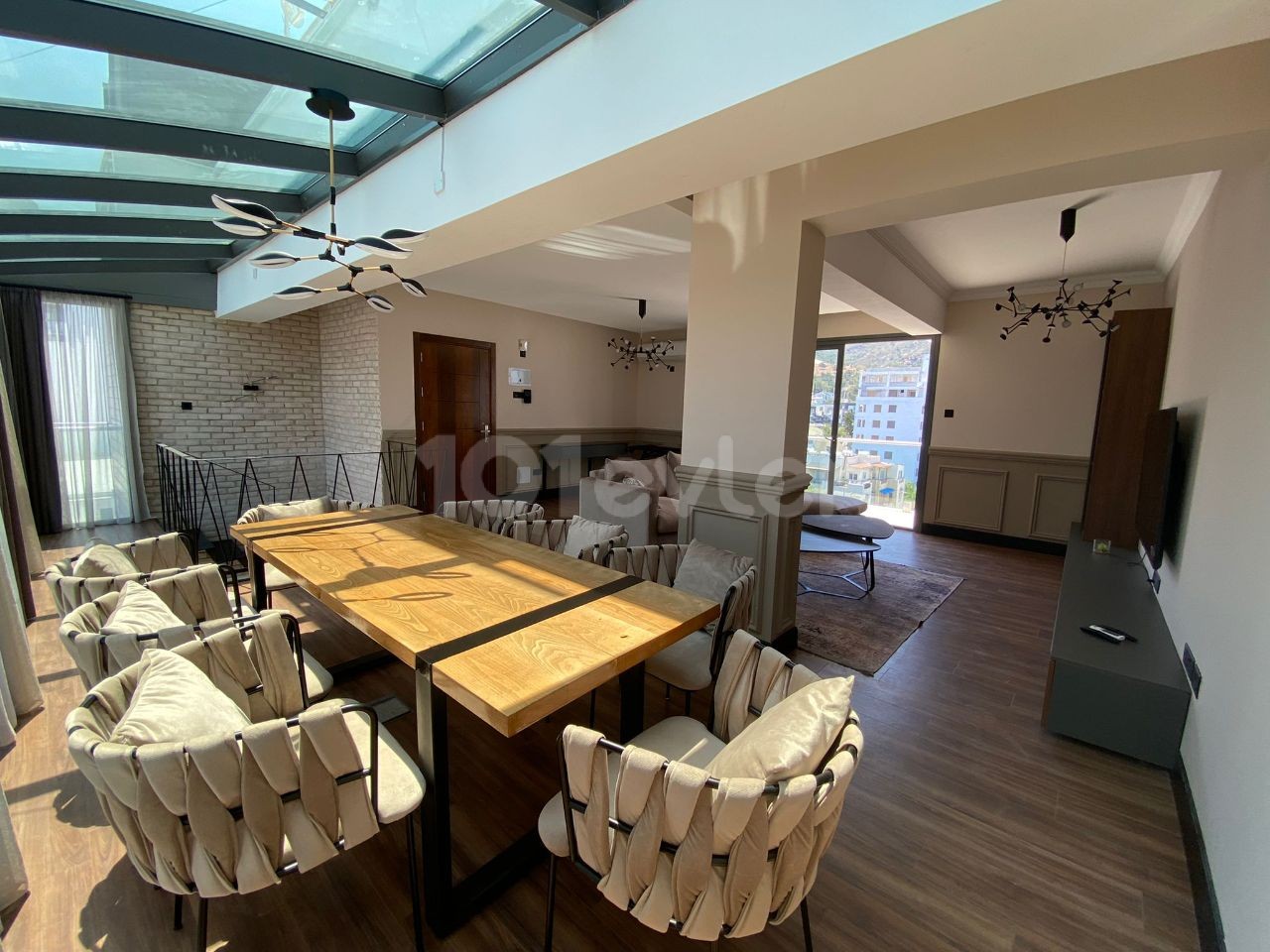 GİRNE MERKEZDE KİRALIK  LUX LOFT DAİRE