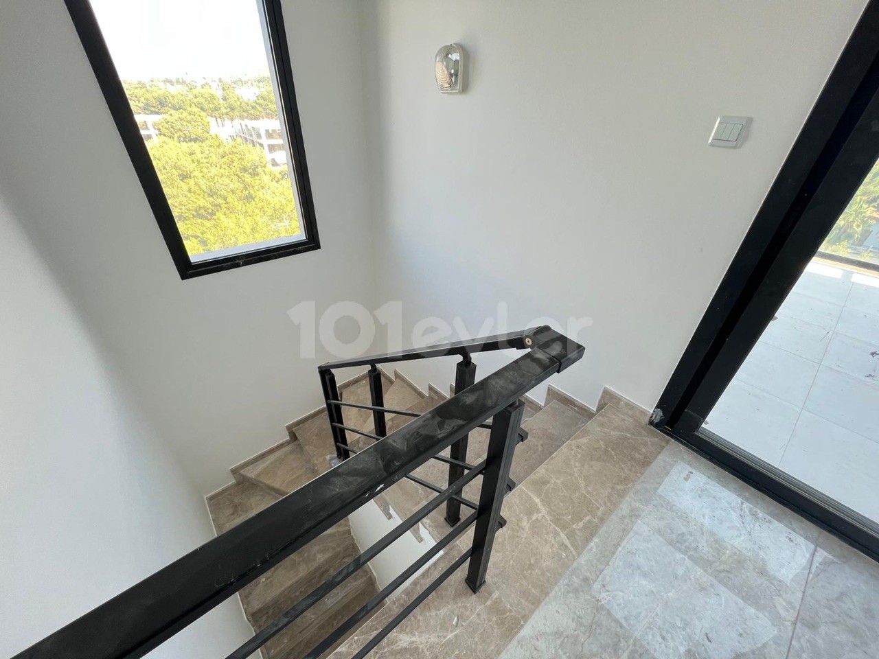 3+1 Penthouse Zum Verkauf In Hervorragender Lage In Zypern Kyrenia Zentrum ** 