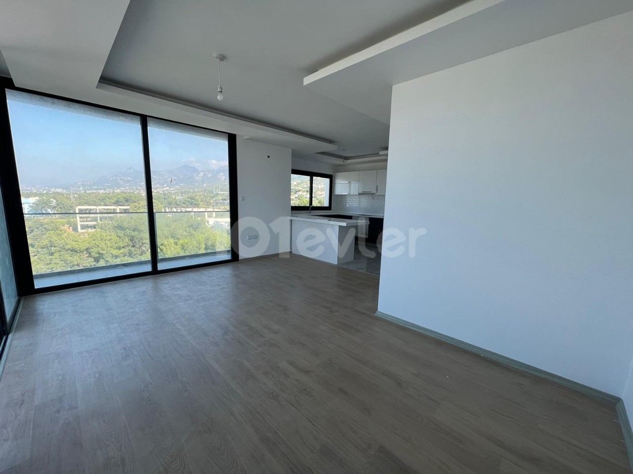 Kıbrıs Girne Merkez Muhteşem Lokasyonda Satılık 2+1 Penthouse