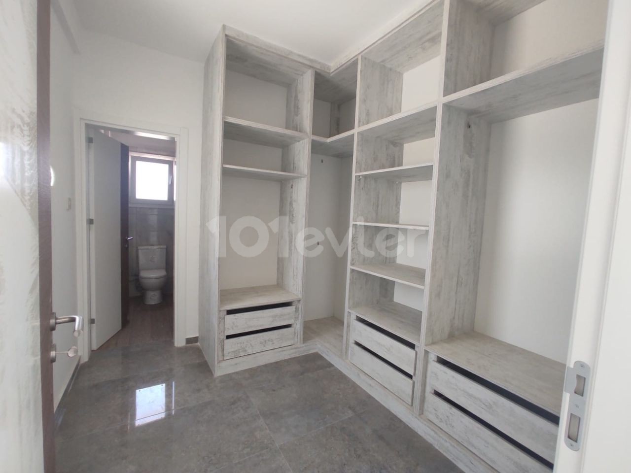 3+ 1 Turkish Kocanli Villa For Sale With Mountain And Sea Views In Kyrenia Ozankoy ** 