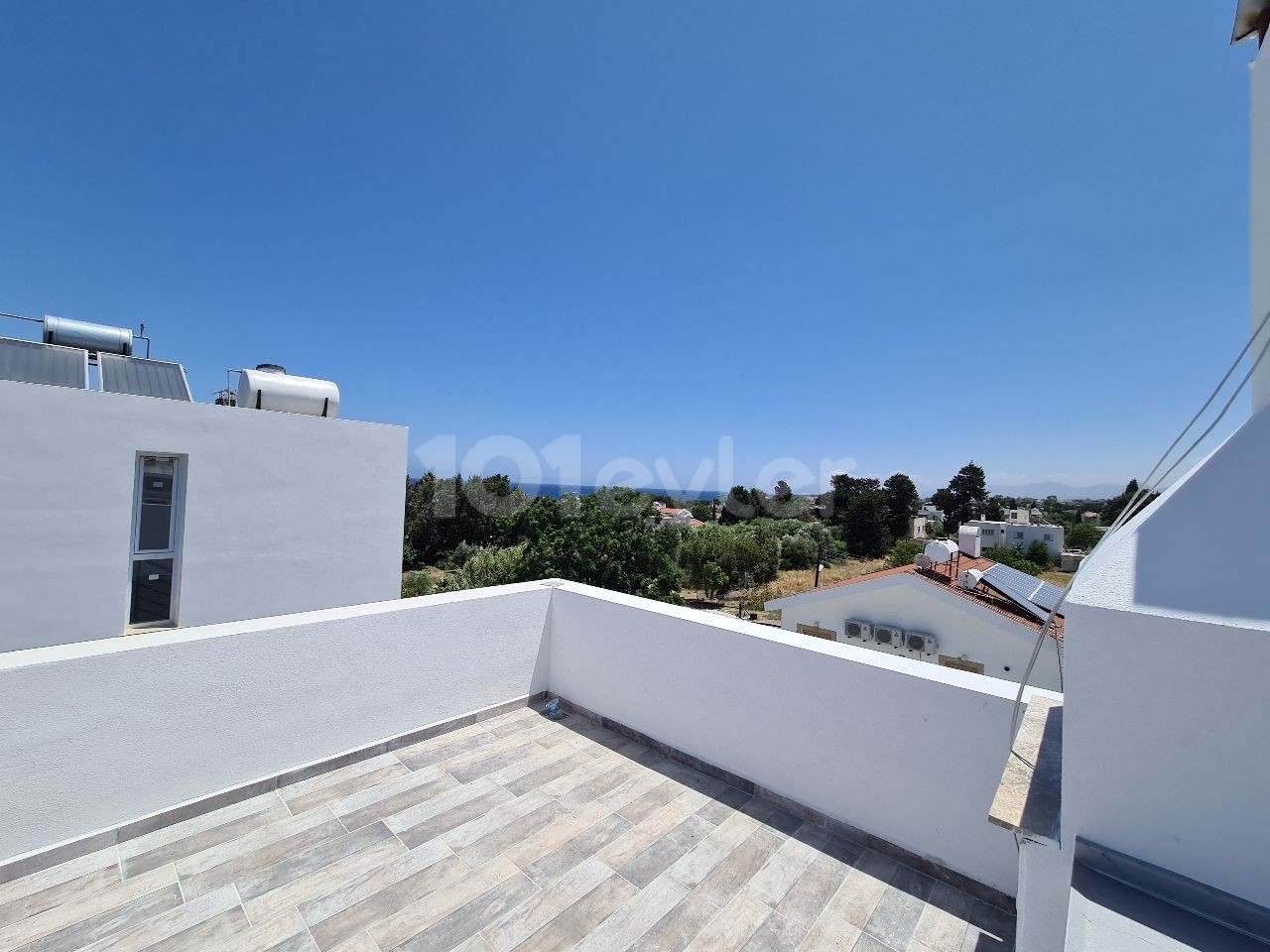 3+1 Villa Zum Verkauf In Kyrenia Karaoglanoglu / Türkische Kochanli Villa ** 