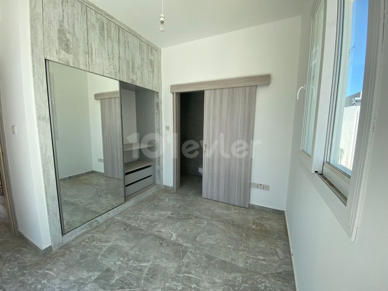 KIBRIS GİRNE KARŞIYAKA'DA SATILIK 2+1 TOWN HOUSE