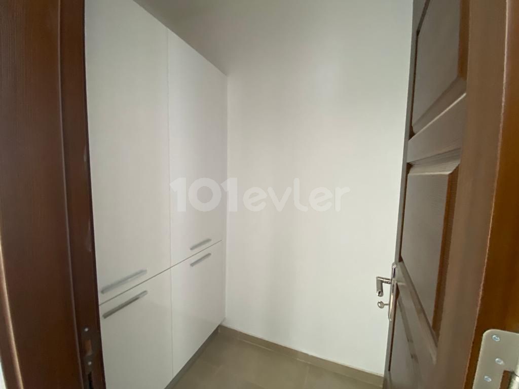 2+1 WOHNUNG ZUM VERKAUF IN KYRENIA OLIVENHAIN ** 