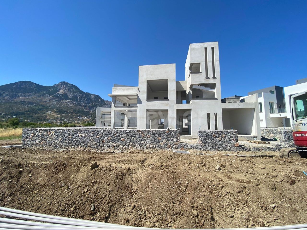 3+1 MODERNE VILLA ZUM VERKAUF IN ZYPERN KYRENIA KARSIYAKA ** 