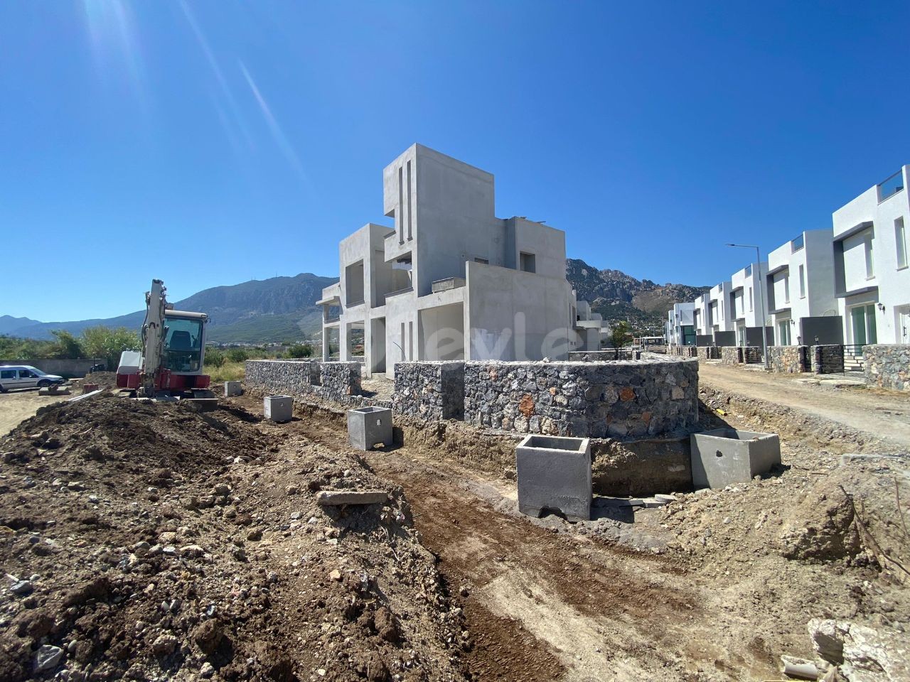 3+1 MODERNE VILLA ZUM VERKAUF IN ZYPERN KYRENIA KARSIYAKA ** 