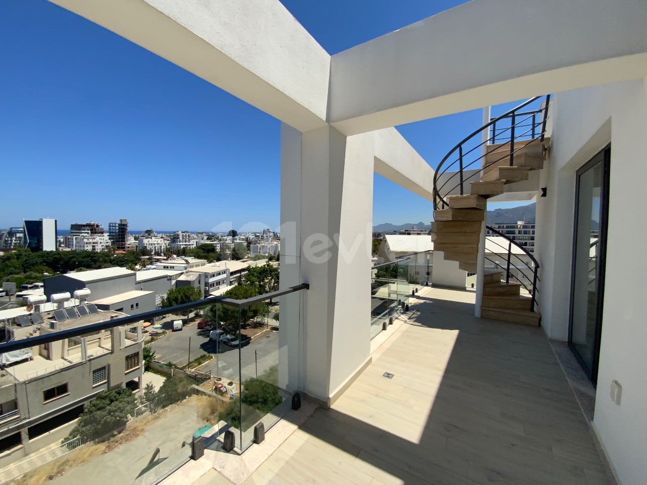 2+1 Penthouse Mit Meerblick Zu Vermieten In Kyrenia Stadtzentrum ** 